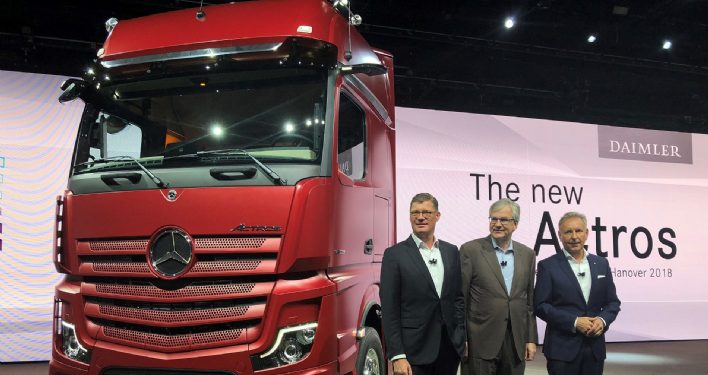 Daimler, 2018 IAA Ticari Araçlar Fuarı’nda Kamyon, Otobüs ve Hafif Ticari Araçlarıyla Gövde Gösterisi Yapıyor