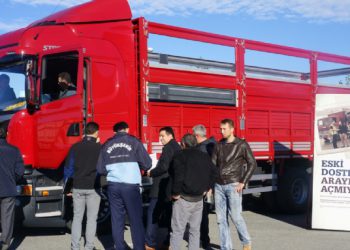 Scania 8×2, Roadshow’da Müşterileri ile Buluştu