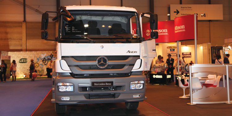 Allison Tam Otomatik Şanzıman ile Donatılan Mercedes-Benz Axor 2533L, Tecma 2012’de Sergilendi