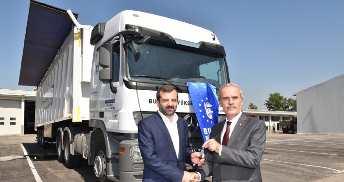 Gürsu’da Temizliğe Büyükşehir Desteği