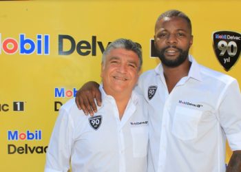 Pascal Nouma ve Cem Arslan ‘Mobil Delvac Dostları’ Etkinliğinde Kamyoncularla Buluştu