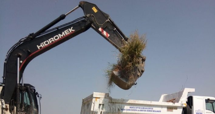 Yerleşim Yerleri ve Tarım Arazileri Dere Temizlik Çalışmaları İle Korunuyor