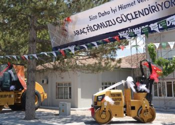 Yeşilyurt Belediyesi Yeni İş Makinaları Aldı