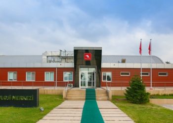 Petrol Ofisi Teknoloji Merkezi’nden Madeni Yağlarda İki İnovatif Ürün Birden