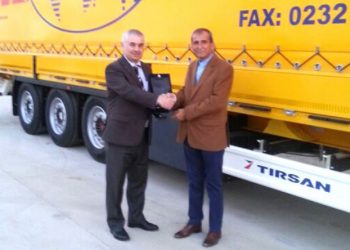 TIRSAN’dan Ceran Nakliyat’a Filo Teslimatı