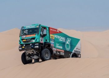 2013 Dakar Ralisi İçin Zorlu Etap ve Iveco Yarış Takımı