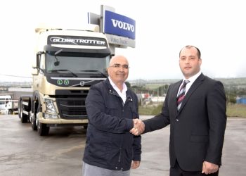 Volvo Kamyon’nun Yeni Kabin FM11’i Onay Petrol İle İlk Kez Türkiye Yollarında