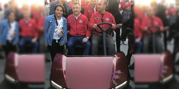 Fuat Oktay, Teknofest’i TRAGGER ile gezdi
