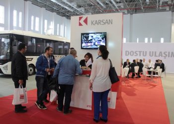 Karsan, Bursa Fabrikasında Ürettiği Tüm Ürünlerini İzmir Kent Eexpo Fuarı’nda Ziyaretçilerin Beğenisine Sundu