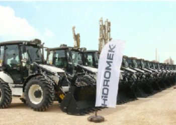 Özdemireller İnşaat Hidromek’ten 46 Adet HMK 102 S Kazıcı Yükleyici Satın Aldı