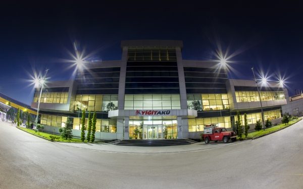 Yiğit Akü; ROBOİK, İnsansız ve Otonom Kara Araçları Tasarım Yarışması’na Bronz Sponsor Oldu