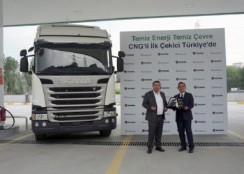 Türkiye’de Bir İlk… Naturelgaz, Scania’dan Türkiye’nin İlk CNG’li Çekicisini Aldı