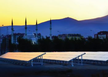 Güneş Enerjisinde 100 Yatırım Yolda