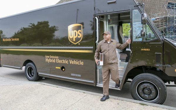 UPS 2025 Yılına Kadar Daha Fazla Alternatif Araç, Yakıt ve Yenilenebilir Enerji Vadediyor