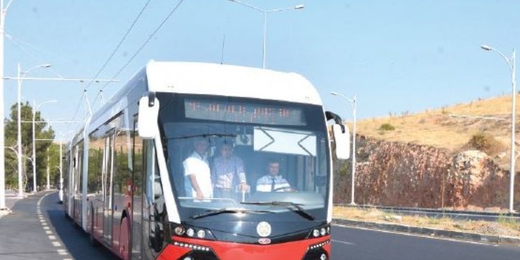 Bozankaya, Yeni Nesil Araçlarıyla Atakta!
