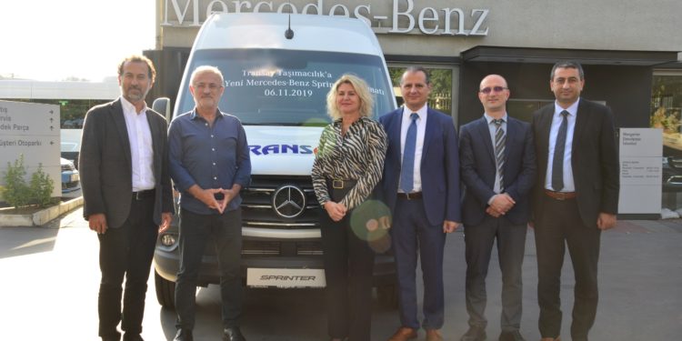 Mercedes-Benz Türk’ten Transay Taşımacılık’a 10 Yeni Sprinter Teslimatı