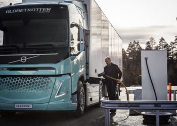 Volvo Trucks, ağır hizmet tipi elektrikli konsept kamyonlarını görücüye çıkardı