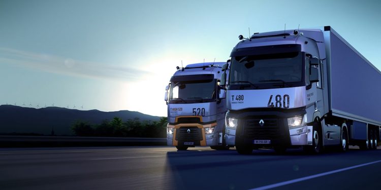 RENAULT TRUCKS 13 LİTRE MOTORLU ÇEKİCİLER İLE BULUŞMALAR BAŞLIYOR