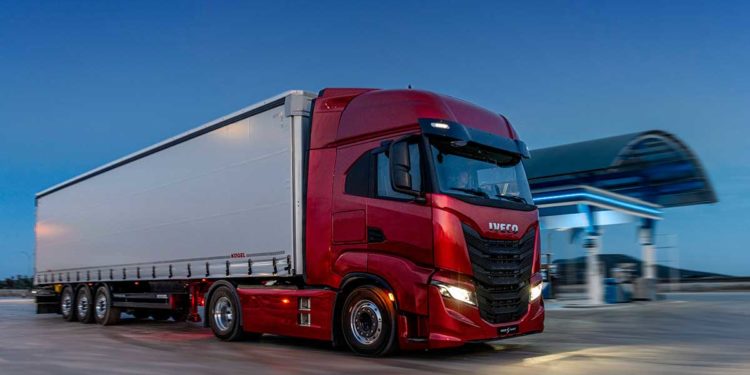 IVECO Türkiye, yeni ürün gamını Antalya’daki etkinlikte tanıttı…