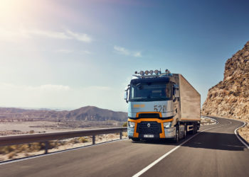 RENAULT TRUCKS’IN YENİ KAMPANYASINDA KABİNLER YÜKSEK, FAİZLER DÜŞÜK