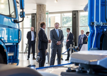 Kral Willem-Alexander DAF Trucks’u ziyaret etti