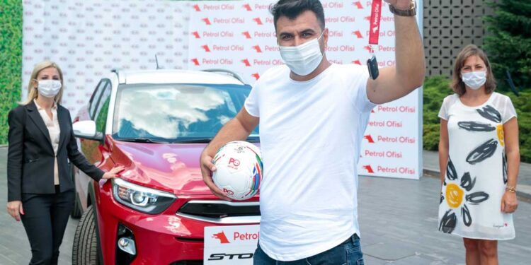 Petrol Ofisi Sosyal Lig’de 2019-2020 sezonu şampiyonu KIA Stonic kazandı
