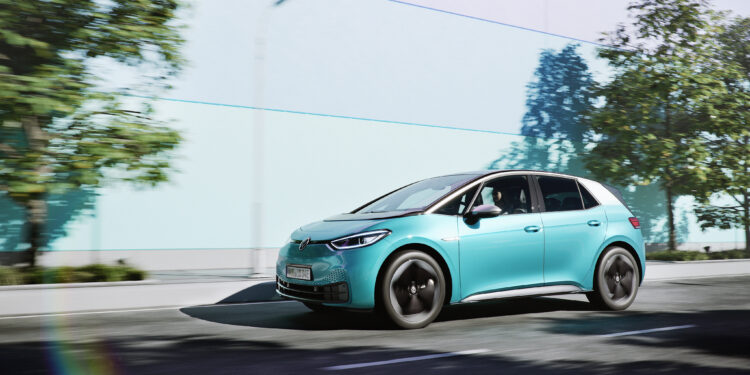 Continental  yüksek teknolojileri ile yeni Volkswagen ID.3 de güvenli sürüş