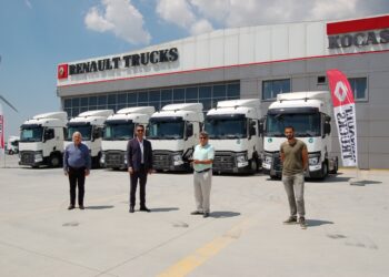 GELİŞİM LOJİSTİK, BU SEFER DE RENAULT TRUCKS T 480 ÇEKİCİYİ TERCİH ETTİ